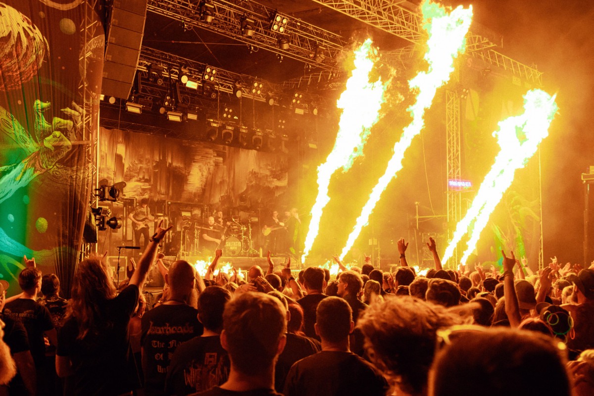 Dong Open Air